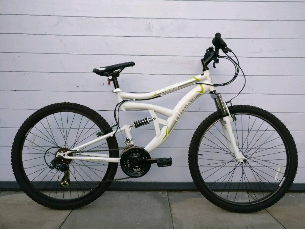 hyper revo mountain bike